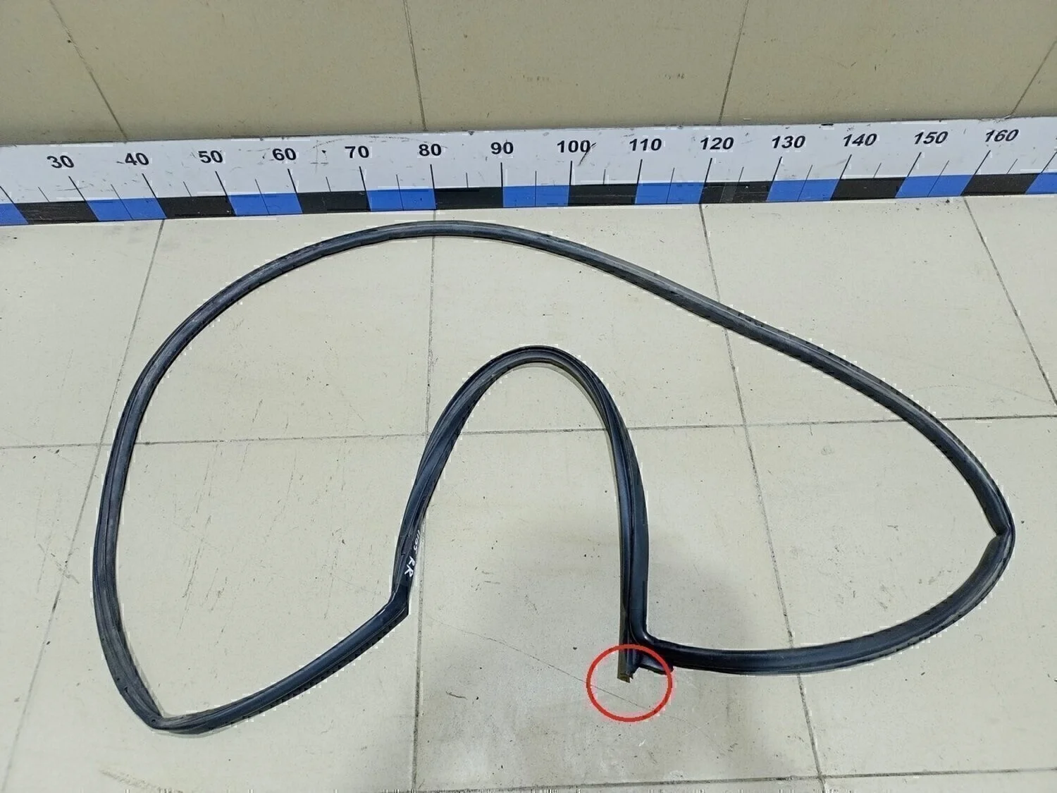 Уплотнитель двери RIO 2005-2011