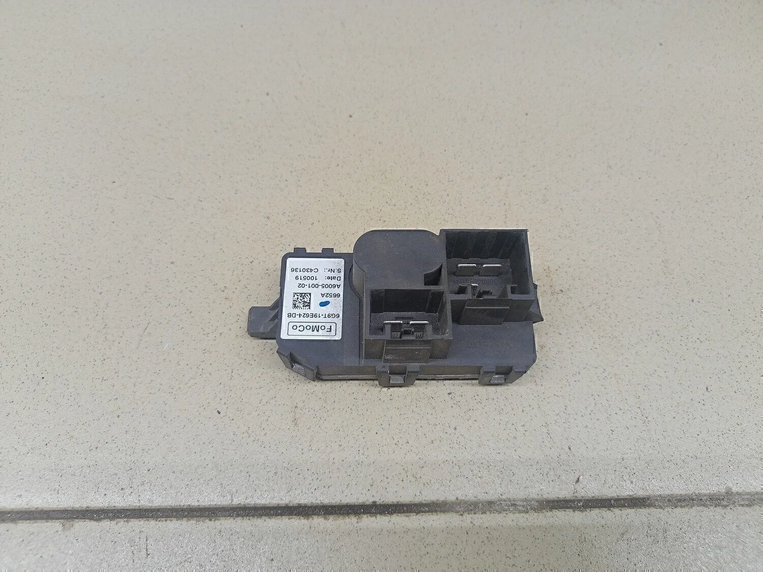 Резистор отопителя Focus II 2008-2011