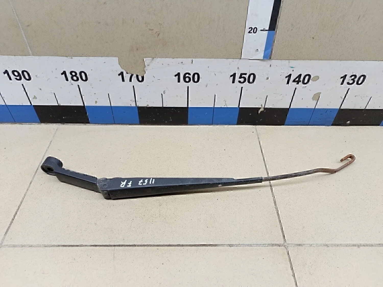 Поводок стеклоочистителя передний правый Lacetti 2003-2013