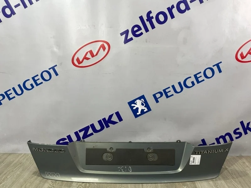 Накладка крышки багажника FORD MONDEO 4 2008 Хэчбэк