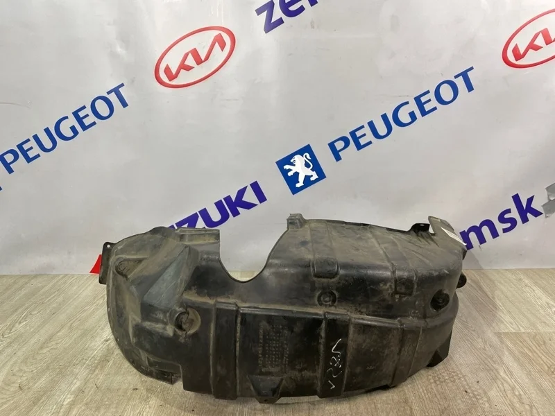 Подкрылок SUZUKI SX4 2009г