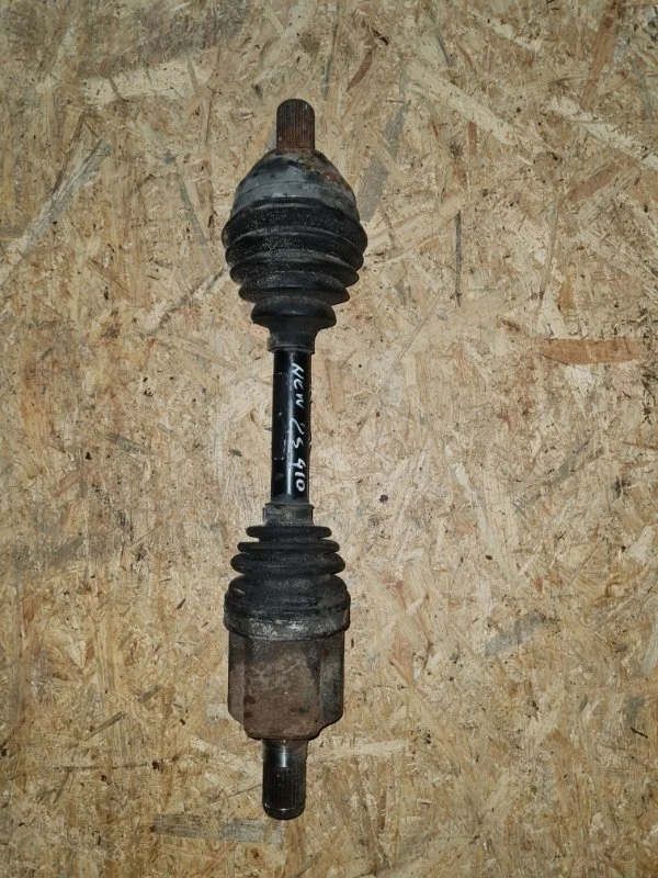 Привод VOLVO V70 2010 BW