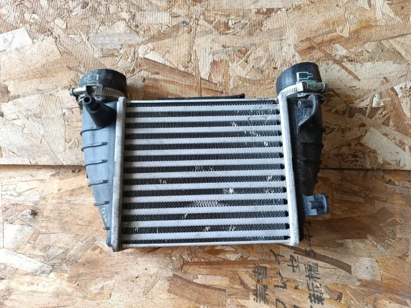 Интеркулер Audi A4 2006 8EC