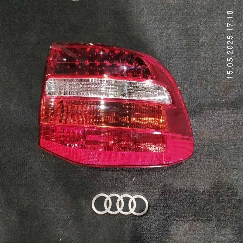 Фонарь не оригинальный PORSCHE CAYENNE 2008 957