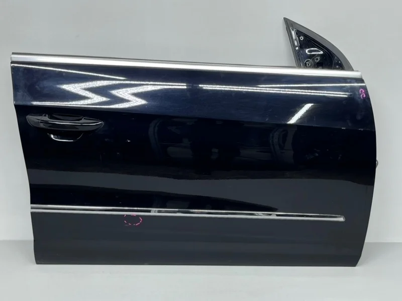 Дверь Volkswagen Passat CC 358