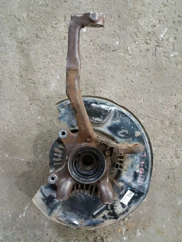 Кулак поворотный левый Toyota Land Cruiser Prado 150 (2009-2023) 2012 4321260200 2.7 I 2TRFE