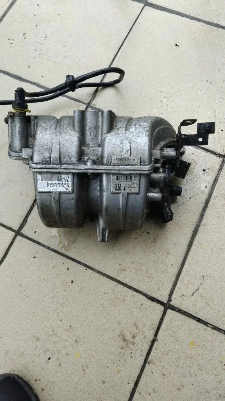 Коллектор впускной Opel ASTRA 2006 H