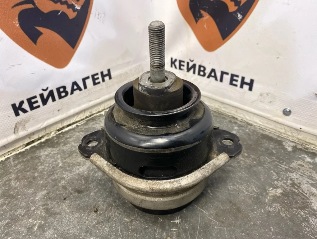 Подушка двигателя Audi Q7 2007 4L