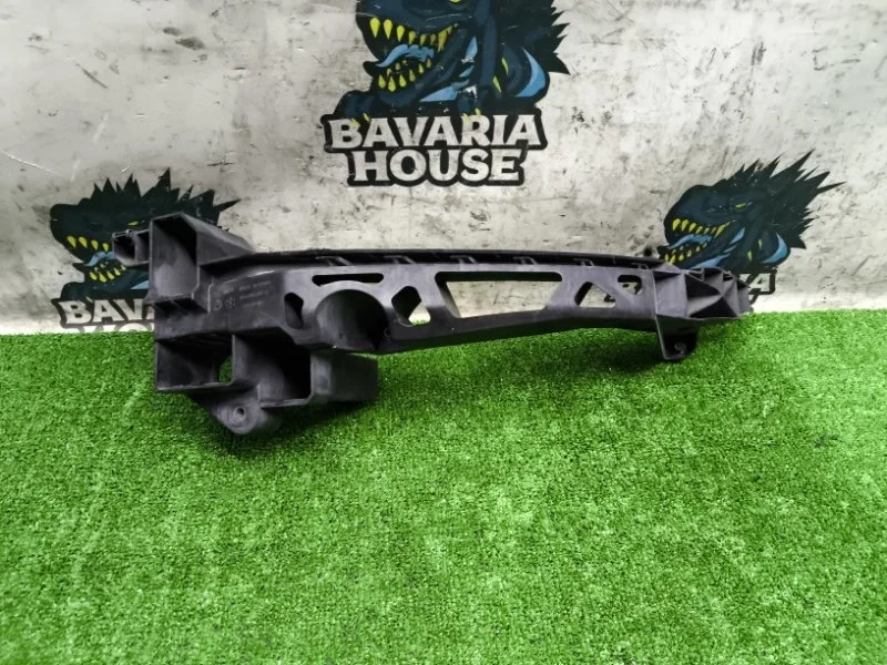 Кронштейн фары левой Audi Q3 2013 8U0805607A 8UB CCZ