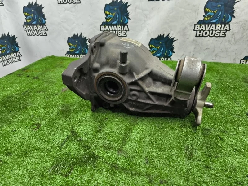 Редуктор заднего моста Mercedes-Benz C-class 2012 A2043500614 W204 271.860