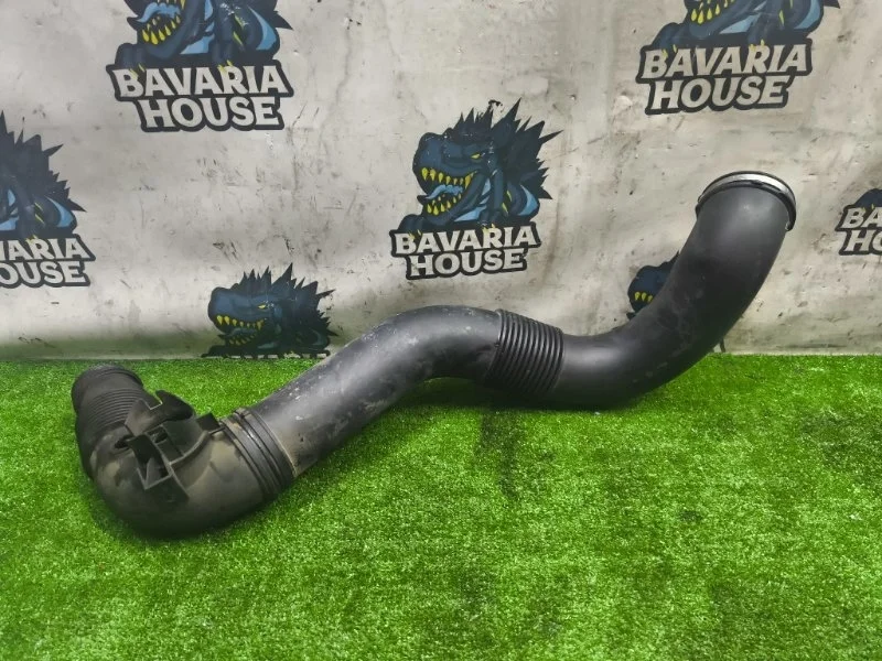 Патрубок интеркулера BMW X3 2012 13717605638 F25 N20B20A