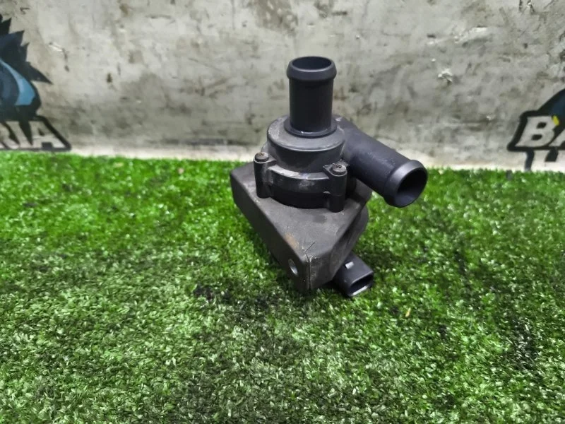 Дополнительная водяная помпа volkswagen Passat 2009 1K0965561J B6 BZB