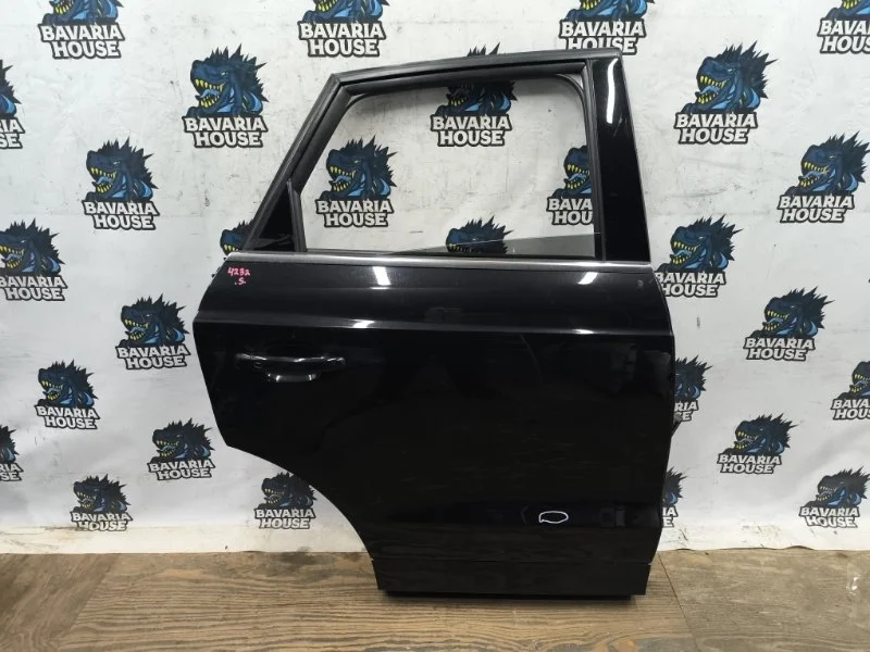 Дверь задняя правая Audi Q3 2013 8U0833052 8UB CCZ