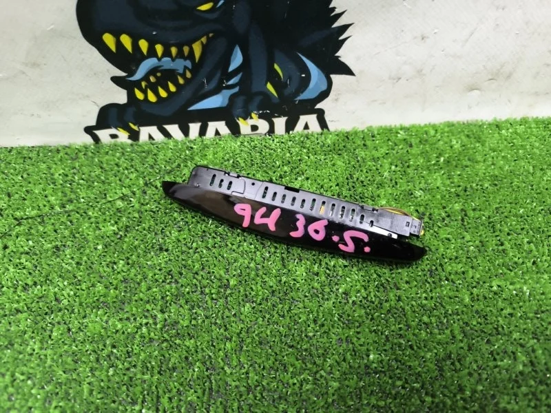 Индикатор Mercedes-Benz E-Class 2013 A0015424723 W212 276.952