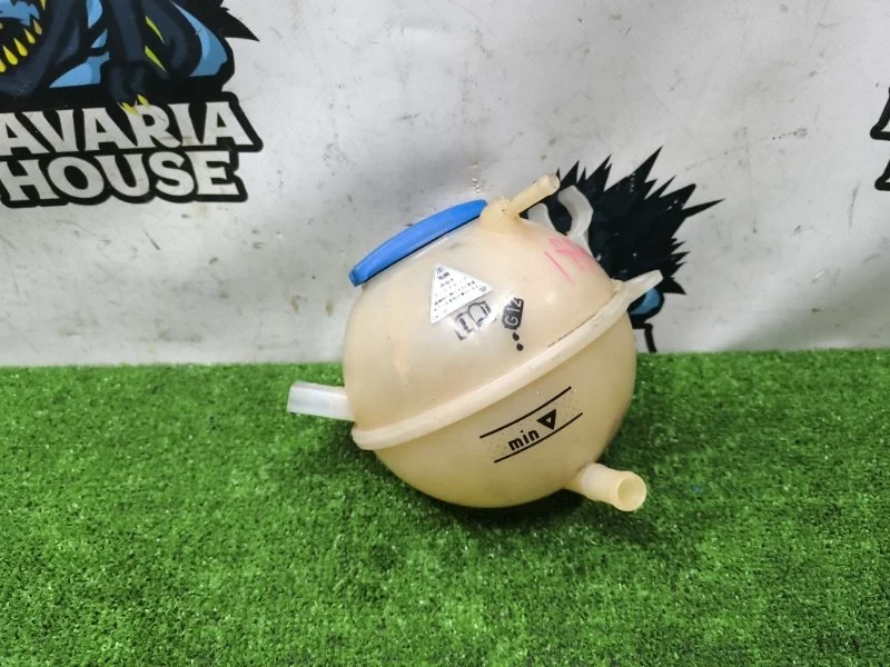 Бачок расширительный Audi A3 2008 1K0121407A 8P CCZ