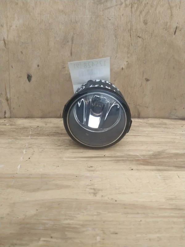 Туманка Nissan X-Trail 2007 TNT31