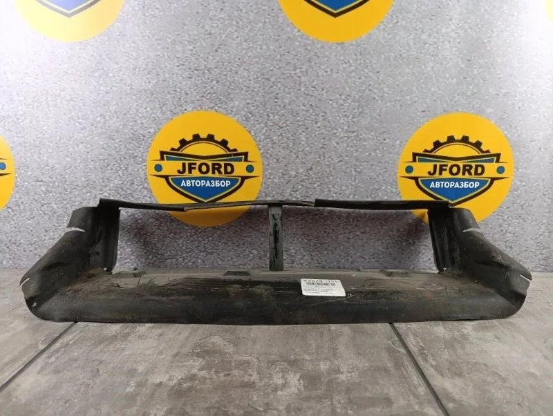 Дефлектор радиатора Ford Focus 3 2011 CB8