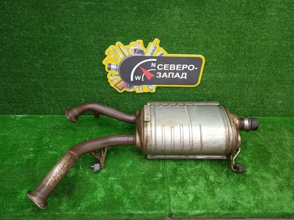 Резонатор Toyota Land Cruiser 2011 1742051010 200 1VDFTV