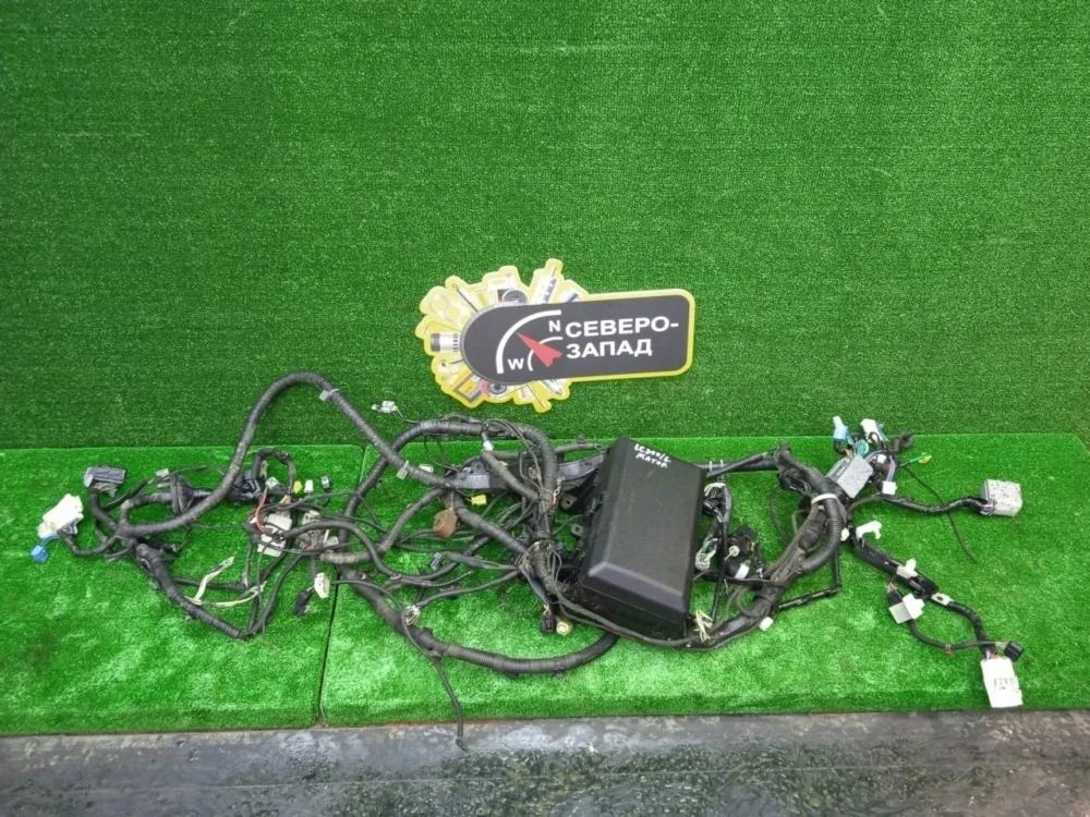 Проводка ДВС Toyota Land Cruiser 2011 8211160B82 200 1VDFTV