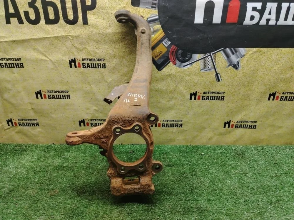 Кулак поворотный Nissan Navara 2014 400155X00C D40M YD25DDTI, передний левый