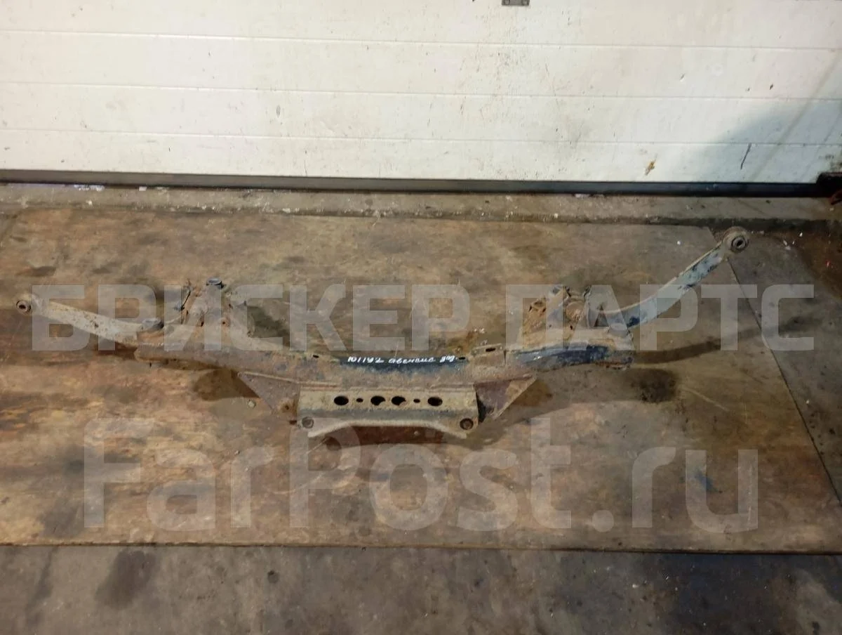 Подрамник задний Тойота Авенсис 2 (T250)