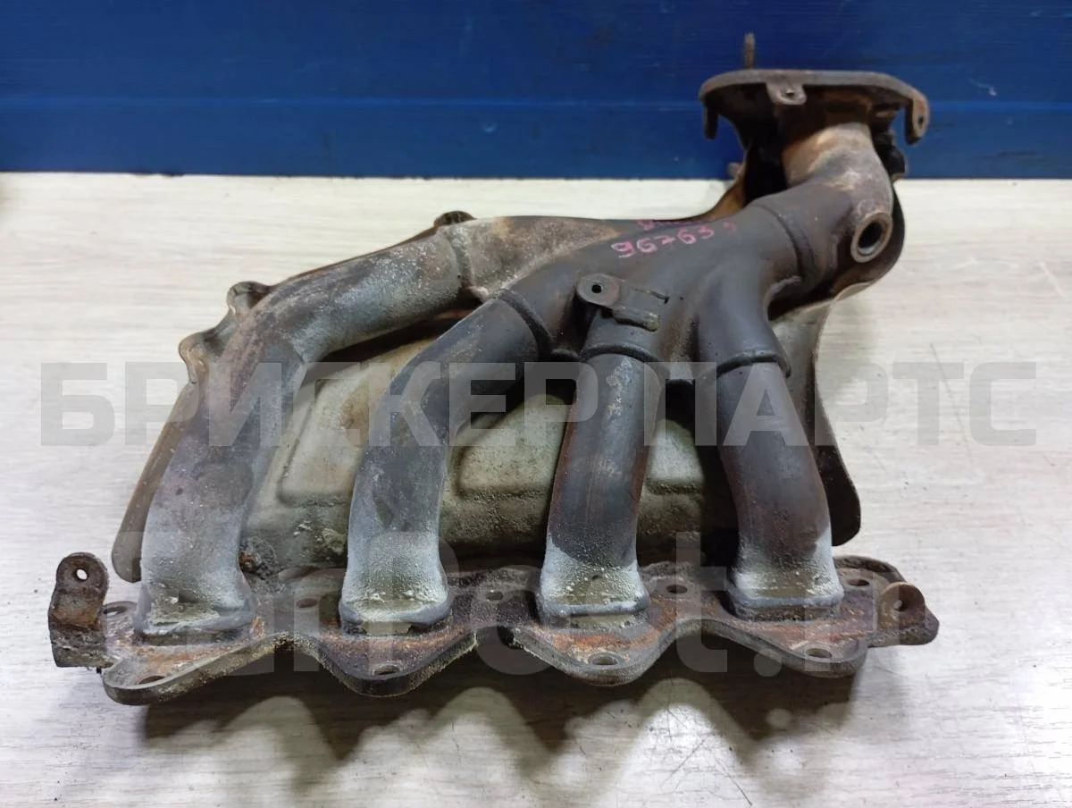 Коллектор выпускной Рено Дастер 1  HS