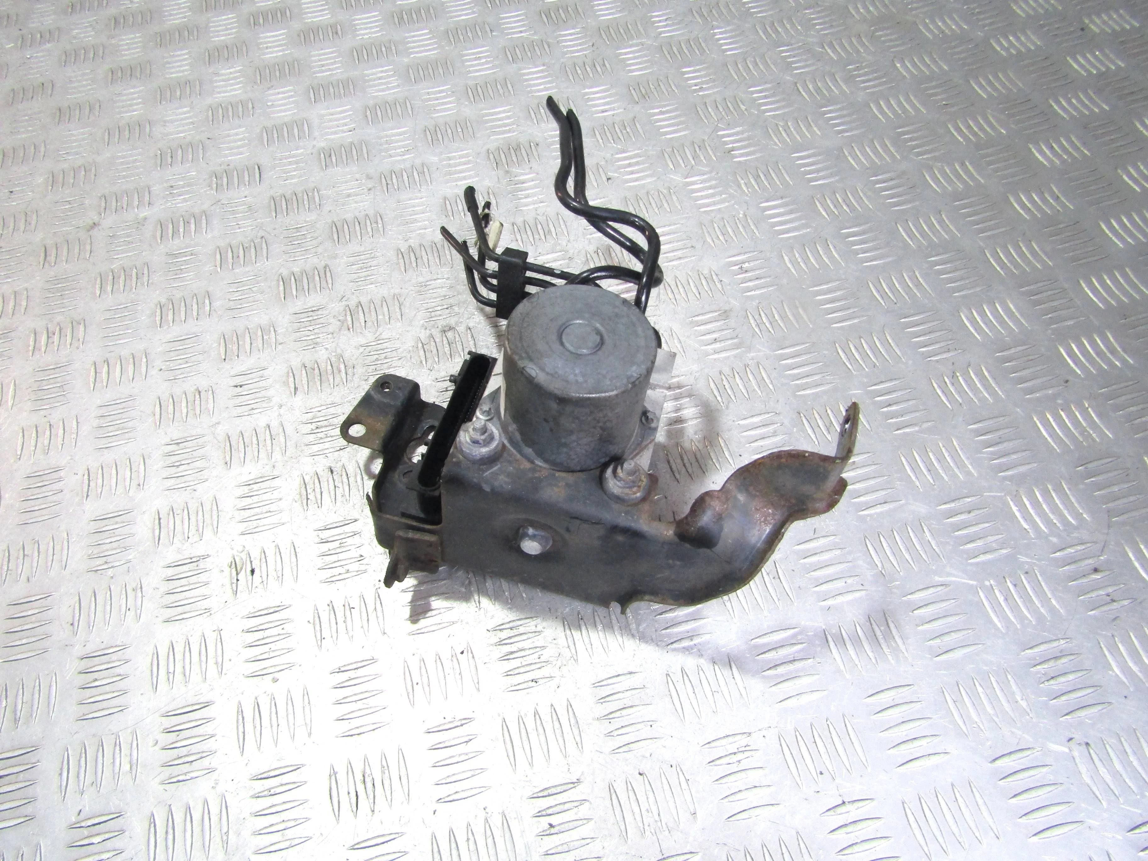 Блок ABS (насос) HONDA Civic VIII (2005—2009)