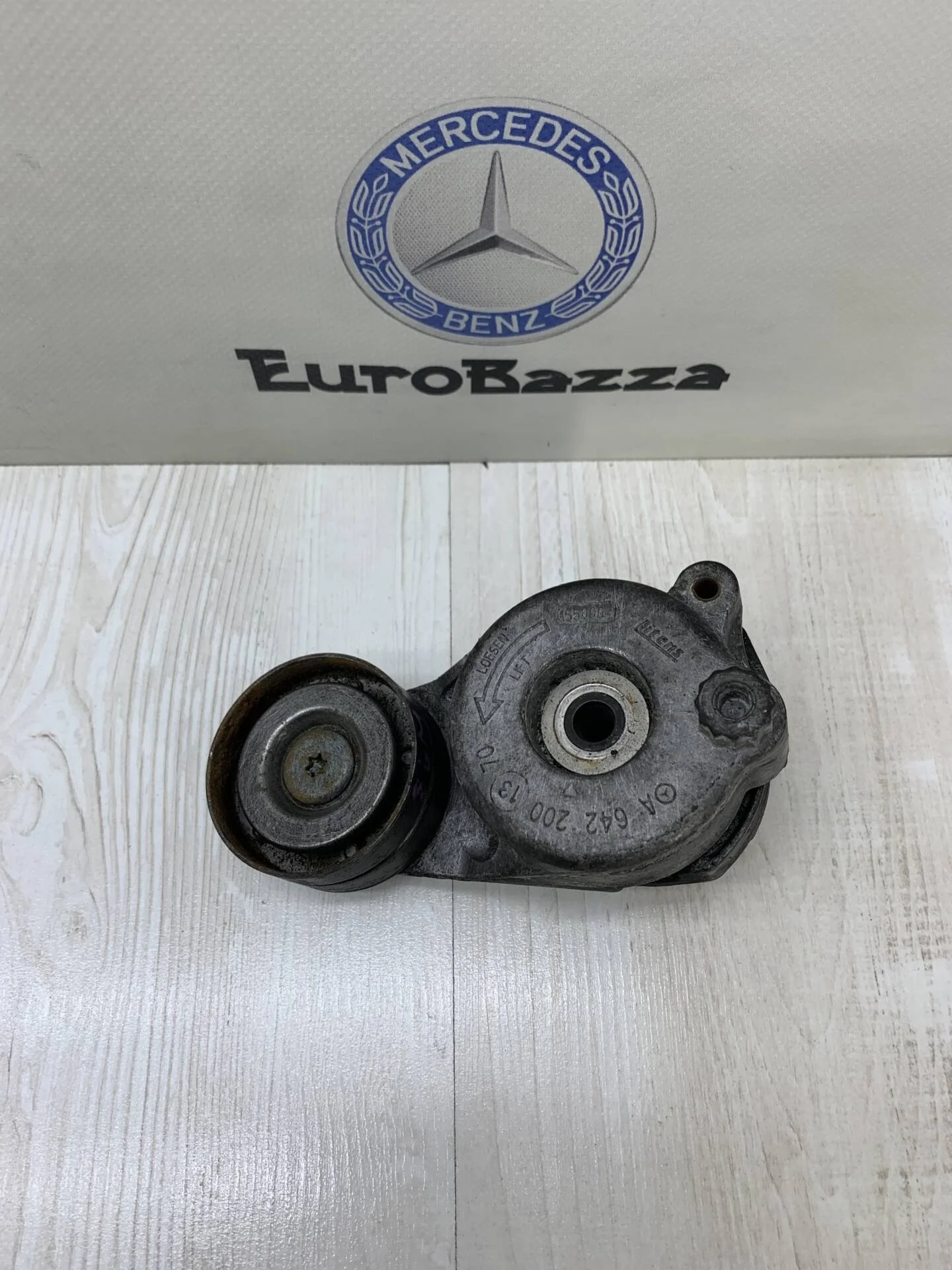 Натяжитель ремня Mercedes Om642