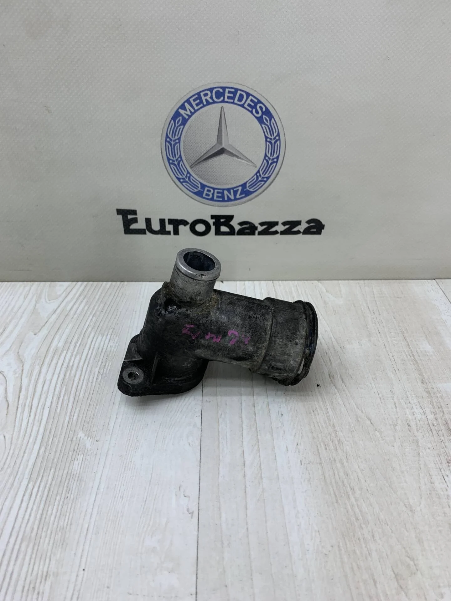 Тройник системы охлаждения Mercedes Om642