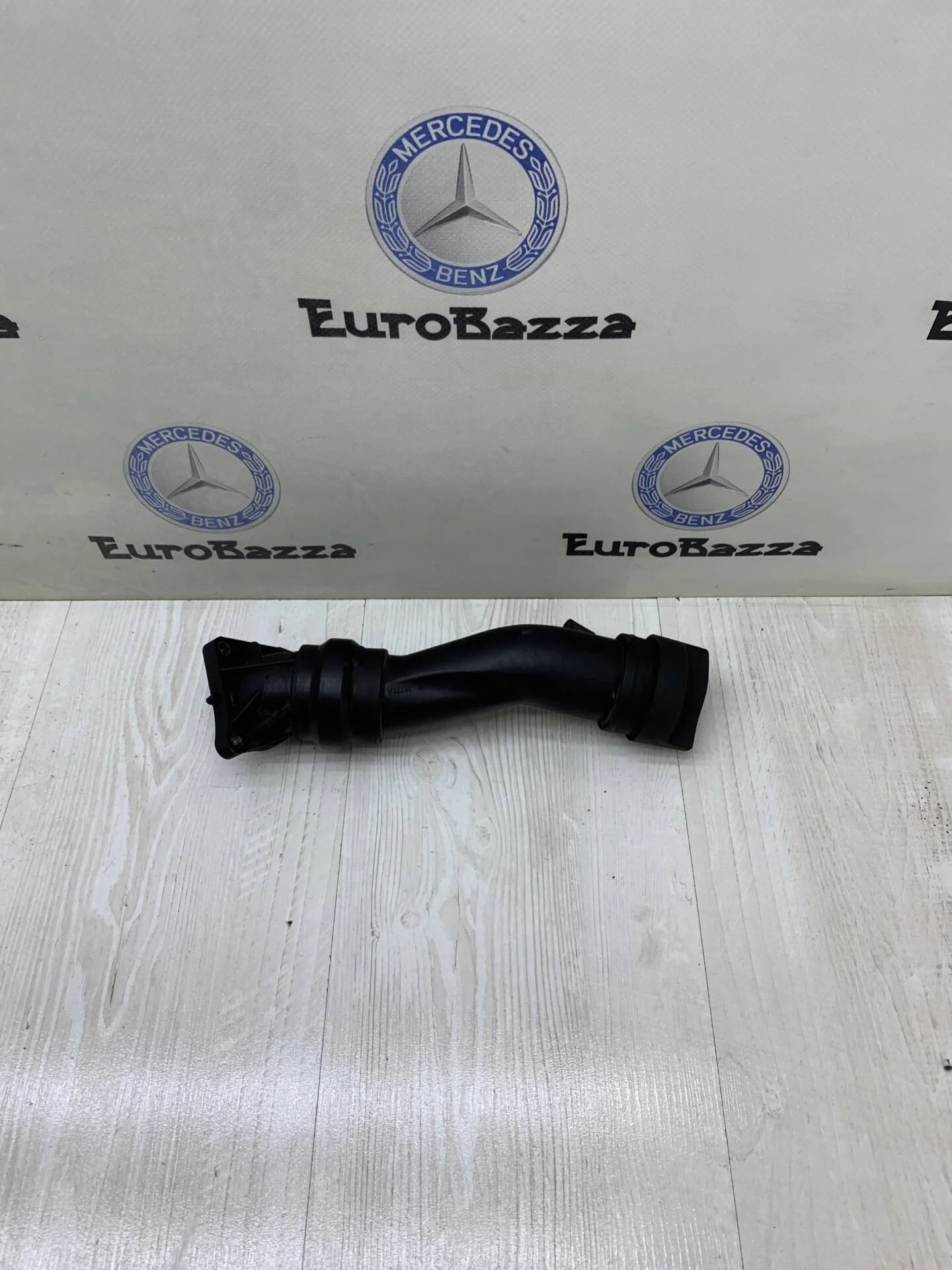 Маслозаливная горловина крышкой Mercedes М266