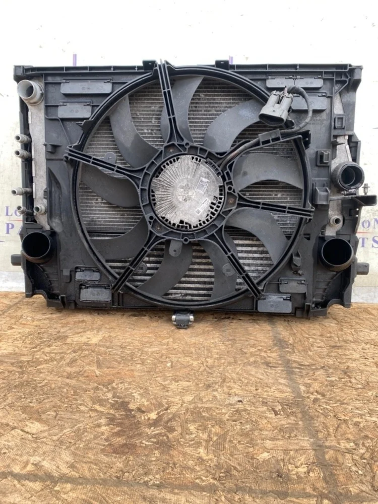 Кассета радиаторов BMW 535iX F10