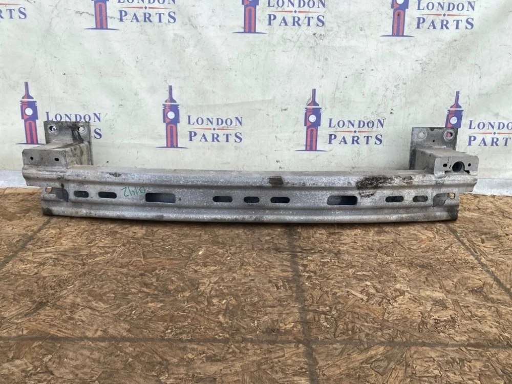 Усилитель бампера BMW X5 F15