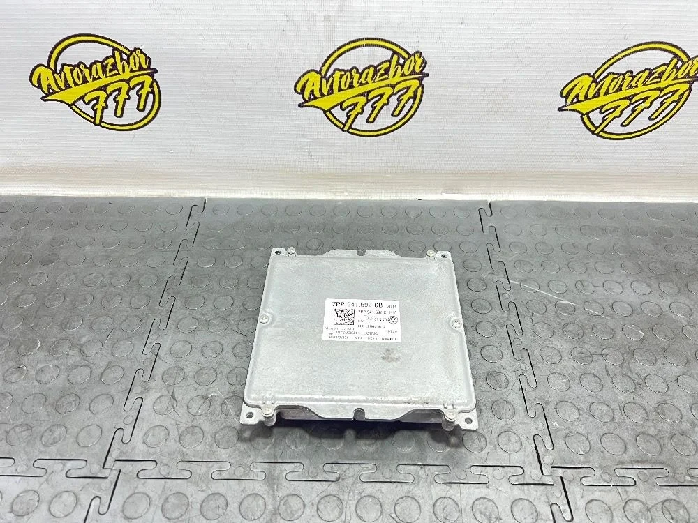 Блок управления светом Audi Q7 4M (2015—2020)