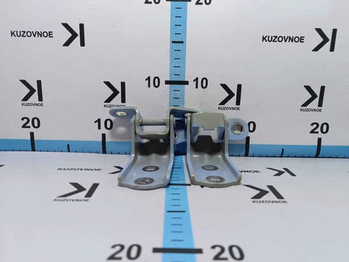 Петля двери Hyundai Elantra Avante 2022 CN7