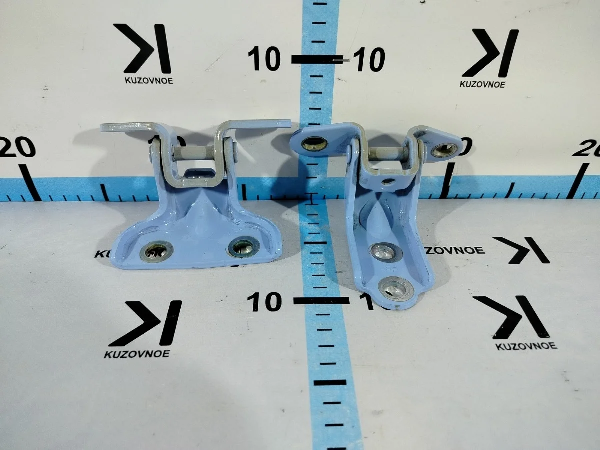 Петля двери Hyundai Elantra Avante 2022 CN7