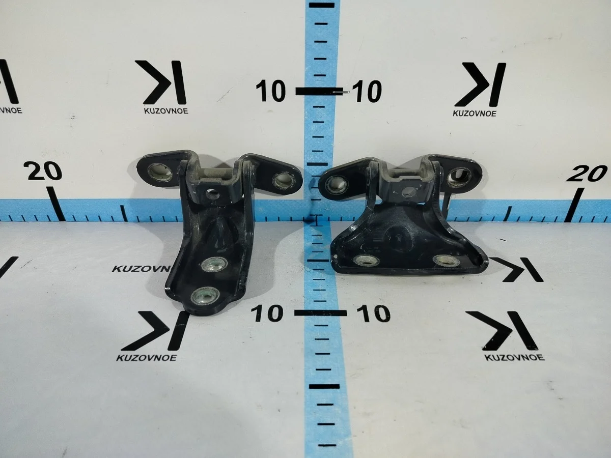 Петля двери Hyundai Sonata 2017 LF