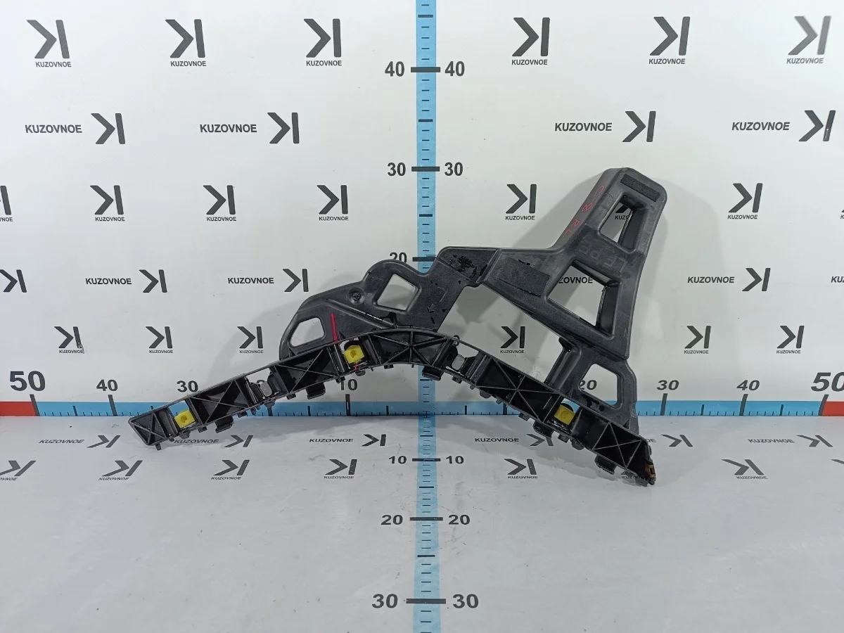 Кронштейн бампера Hyundai Sonata 2017 LF