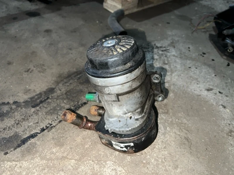 Корпус масляного фильтра Mazda CX7 2011 ER