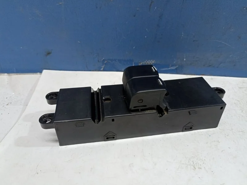 Блок кнопок стеклоподъемника Nissan Almera Classic 2006 2540095F0B B10 1.6 QG16DE, передний левый