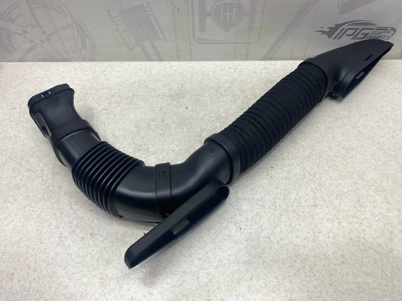 Патрубок воздушного фильтра Mercedes-benz GLK X204