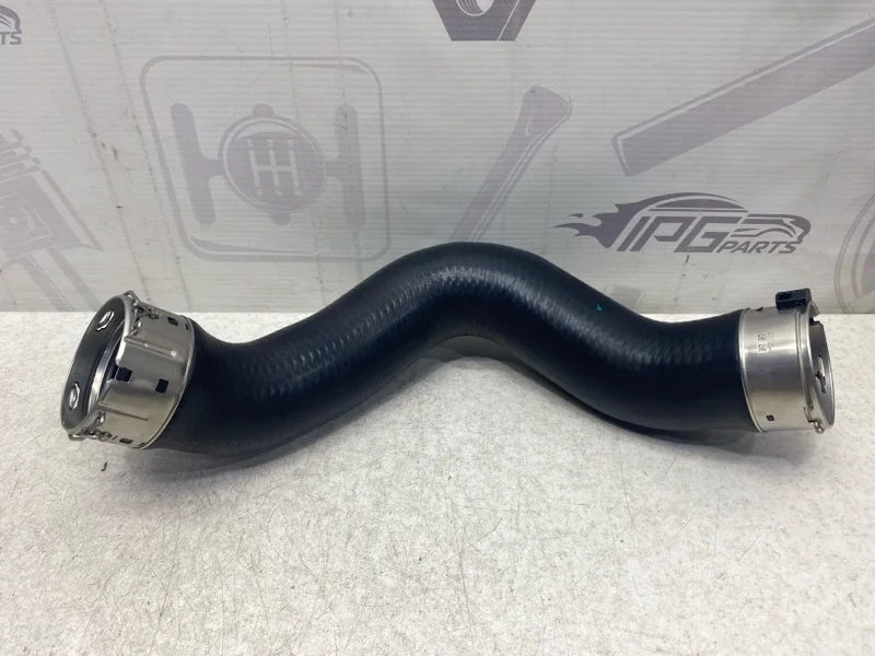 Патрубок интеркулера левый Mercedes-benz W212