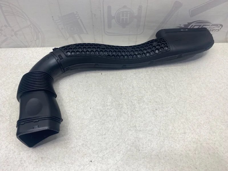 Патрубок воздушного фильтра Mercedes-benz GLC X253