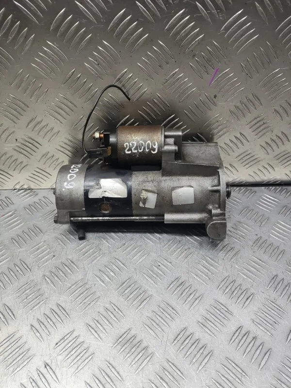 Стартер Mitsubishi Pajero 3 1810A050 V73 4M41