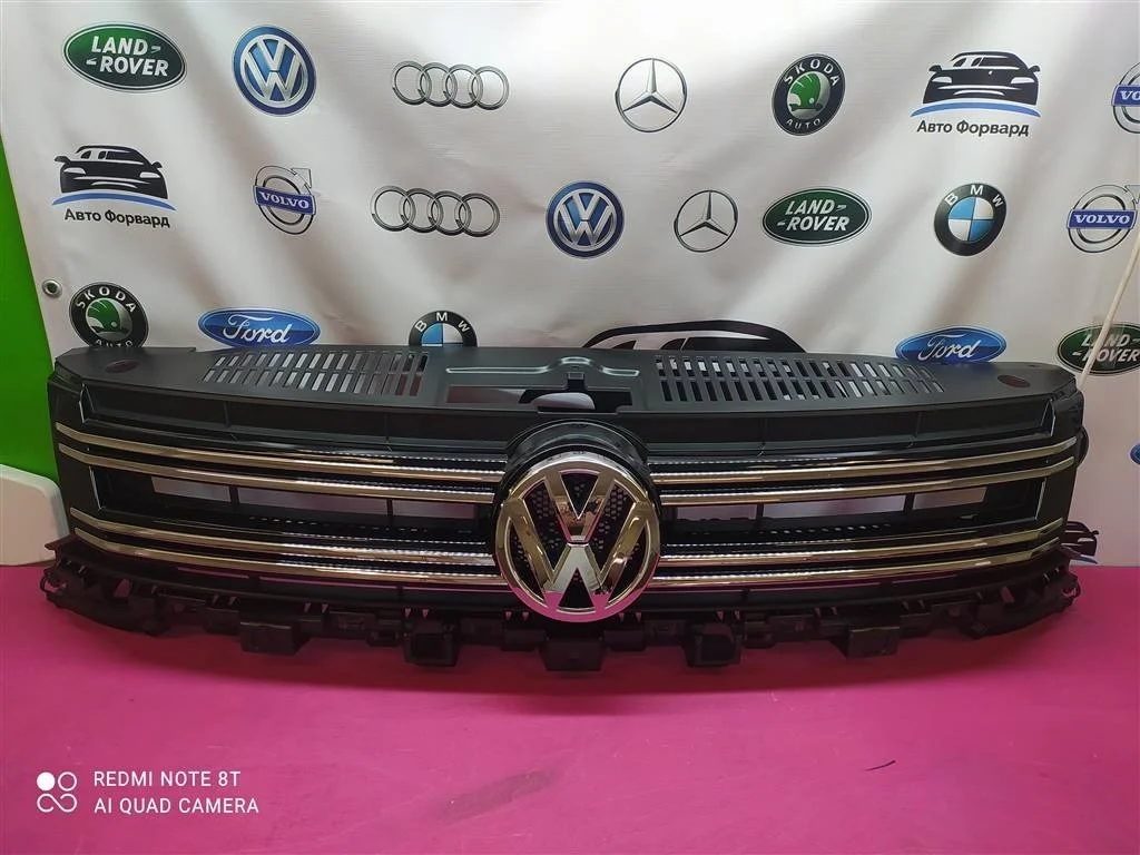 Решетка радиатора VW Tiguan рест 2012-2017 новая