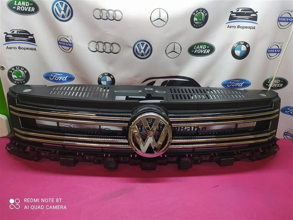 Решетка облицовка радиатора VW Tiguan 1 2012-2017