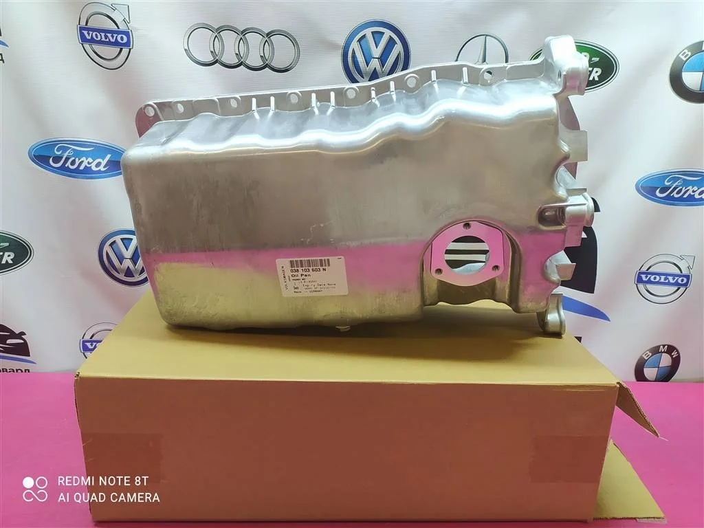 Поддон двигателя Golf 4 Bora Octavia Tour 1,6 2,0