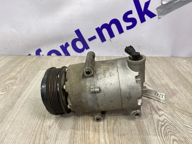 Компрессор кондиционера FORD KUGA 2 2012-- КРОССОВЕР