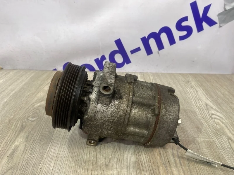 Компрессор кондиционера KIA SORENTO 2010г XM