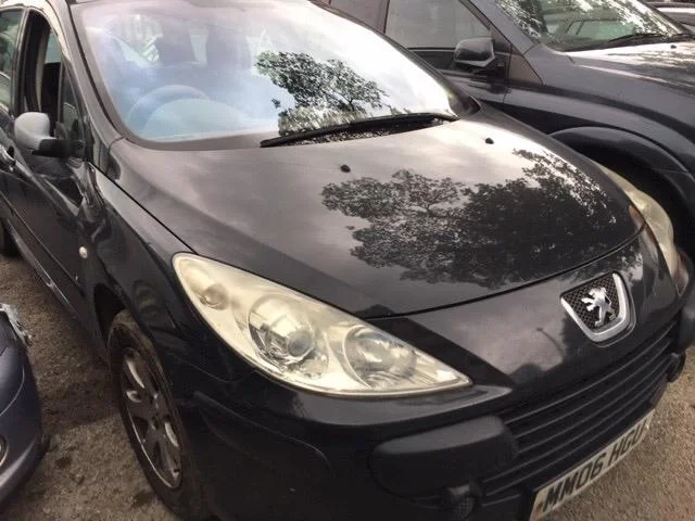 Продажа Peugeot 307 1.6D (90Hp) (DV6ATED4) FWD MT по запчастям