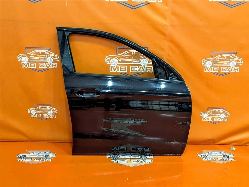 Дверь передняя правая Mercedes-Benz